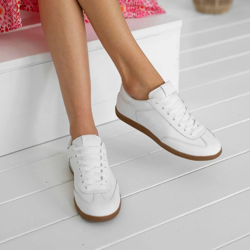 Tenis Greek